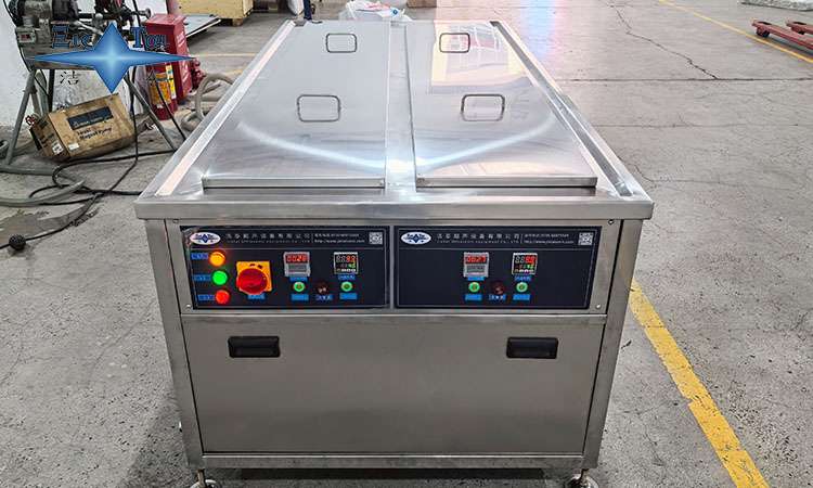 超聲波清洗機(jī)的機(jī)油選擇：類型、特性與應(yīng)用指南